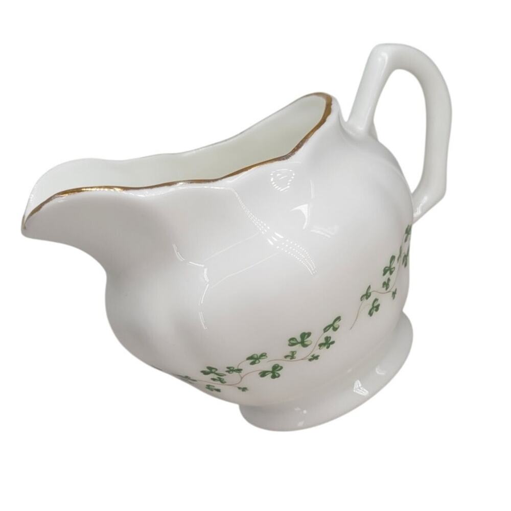 Royal Tara Vintage Shamrock Creamer Fine Bone‎ China Irish Cottage cottagecore